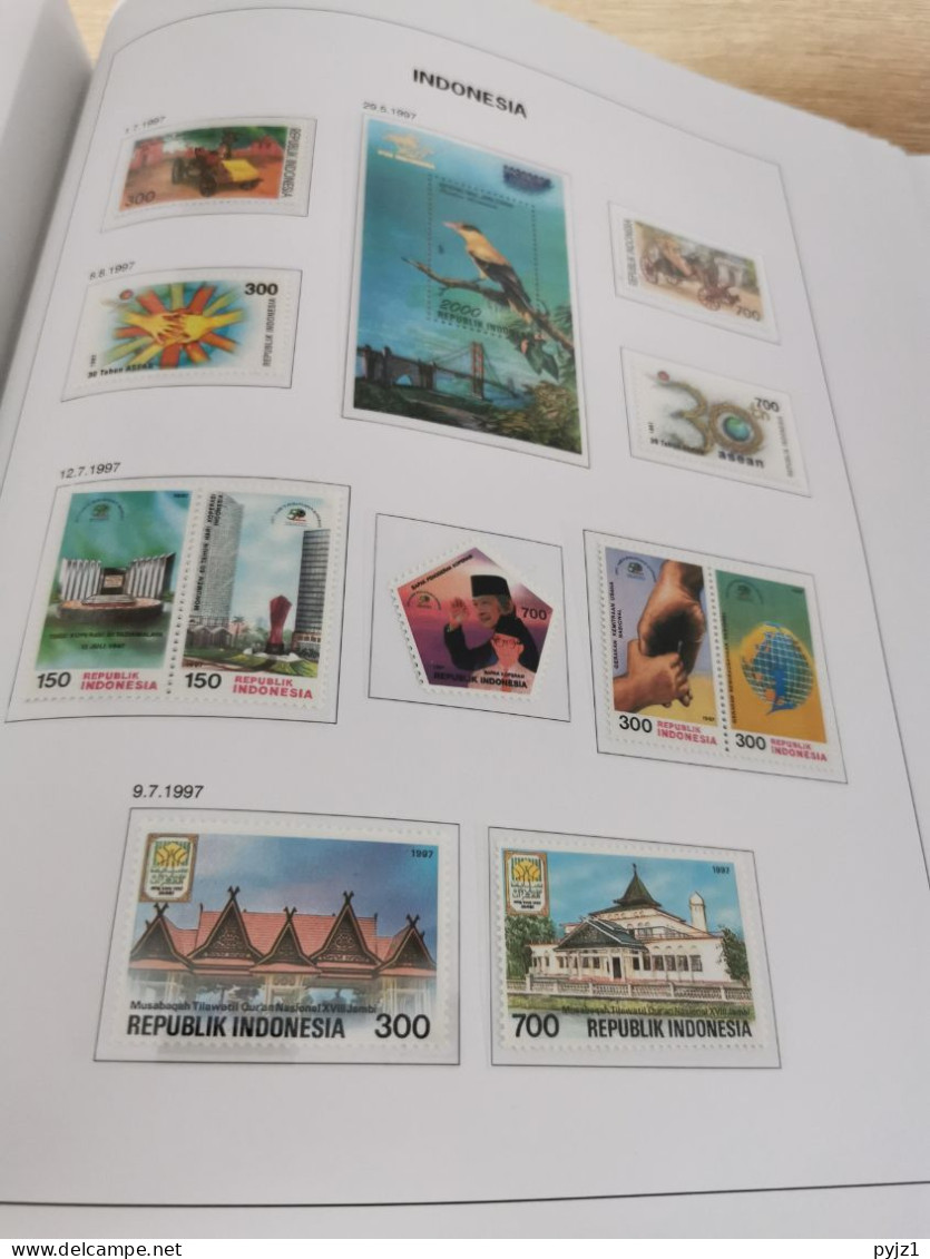 Indonesia MNH 1985-1999 in DAVO luxe album with slipcase