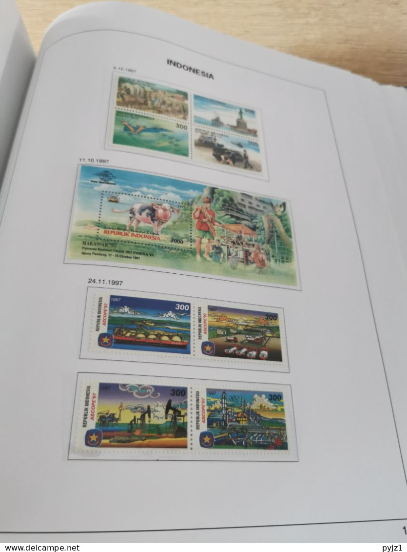 Indonesia MNH 1985-1999 in DAVO luxe album with slipcase