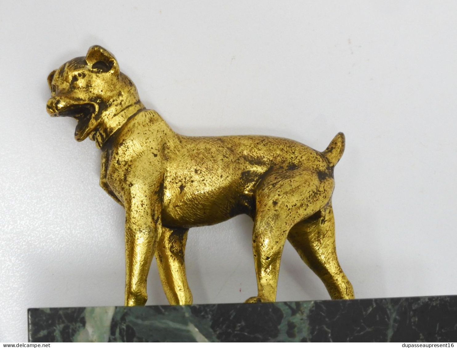 - JOLI PETIT CHIEN BRONZE /SOCLE MARBRE NOIR Sans Nom De Sculpteur Paperweight  E - Bronzes