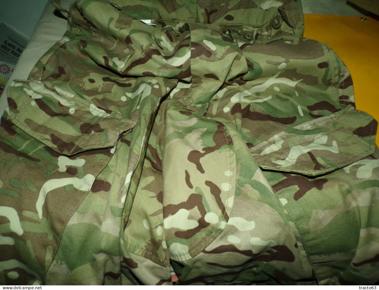 PANTALON  DE COMBAT MULTI CAMOUFLAGE, TAILLE REGLABLE MAXI 42 SOIT 84 CM DE TOUR DE TAILLE , POSSIBILITE DE REDUIRE LA T - Equipement