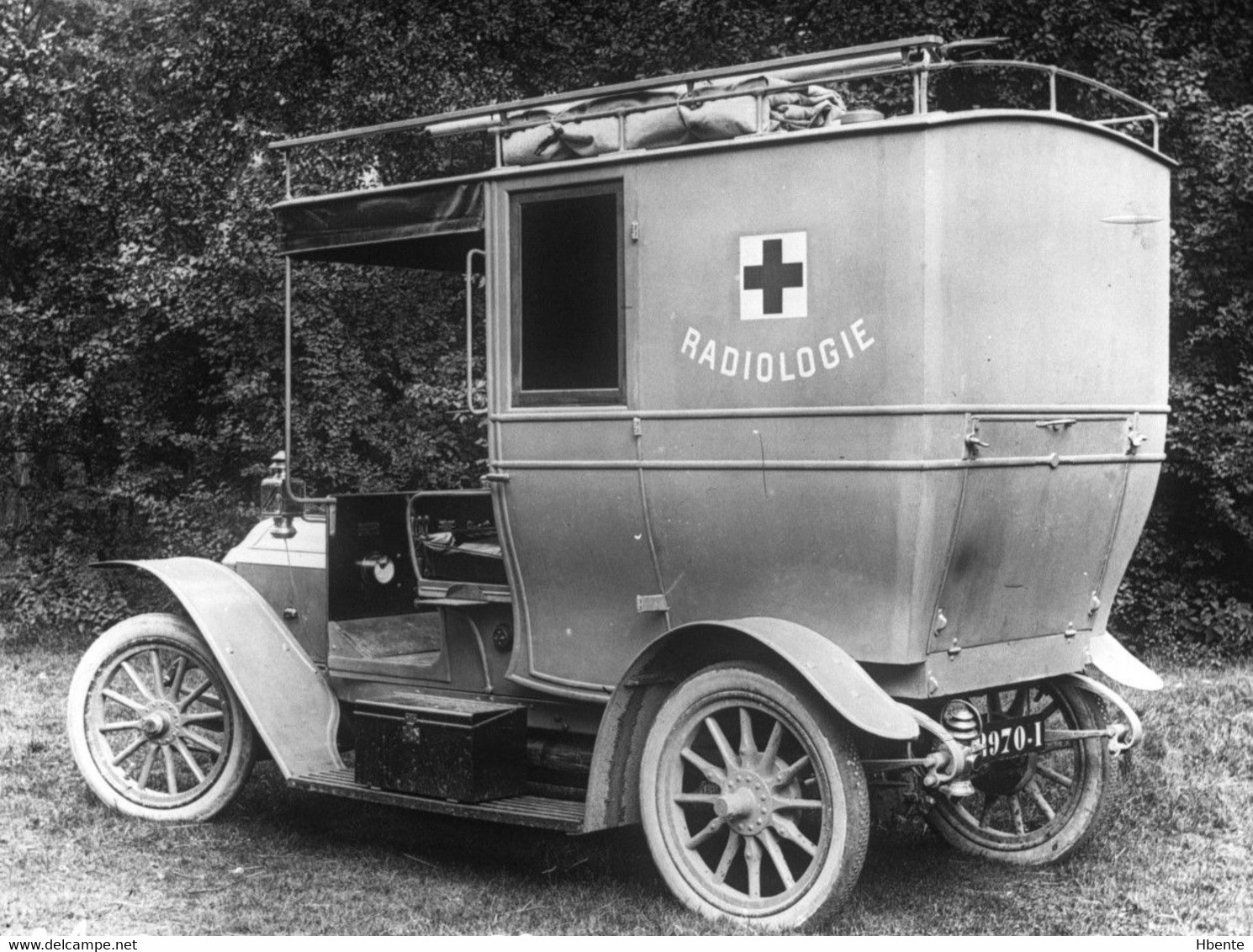 Voiture Radiologique Massiot Service De Santé Militaire De L'armée Française Et De La Croix-Rouge - Petite Curie (Photo - Automobiles