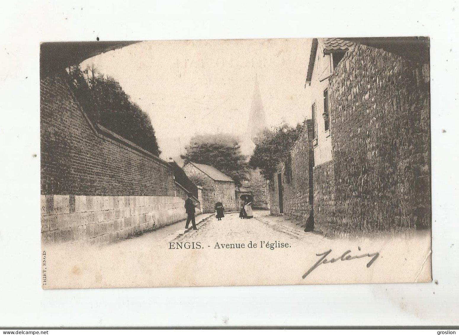 ENGIS AVENUE DE L'EGLISE (PETITE ANIMATION) 1903 - Engis