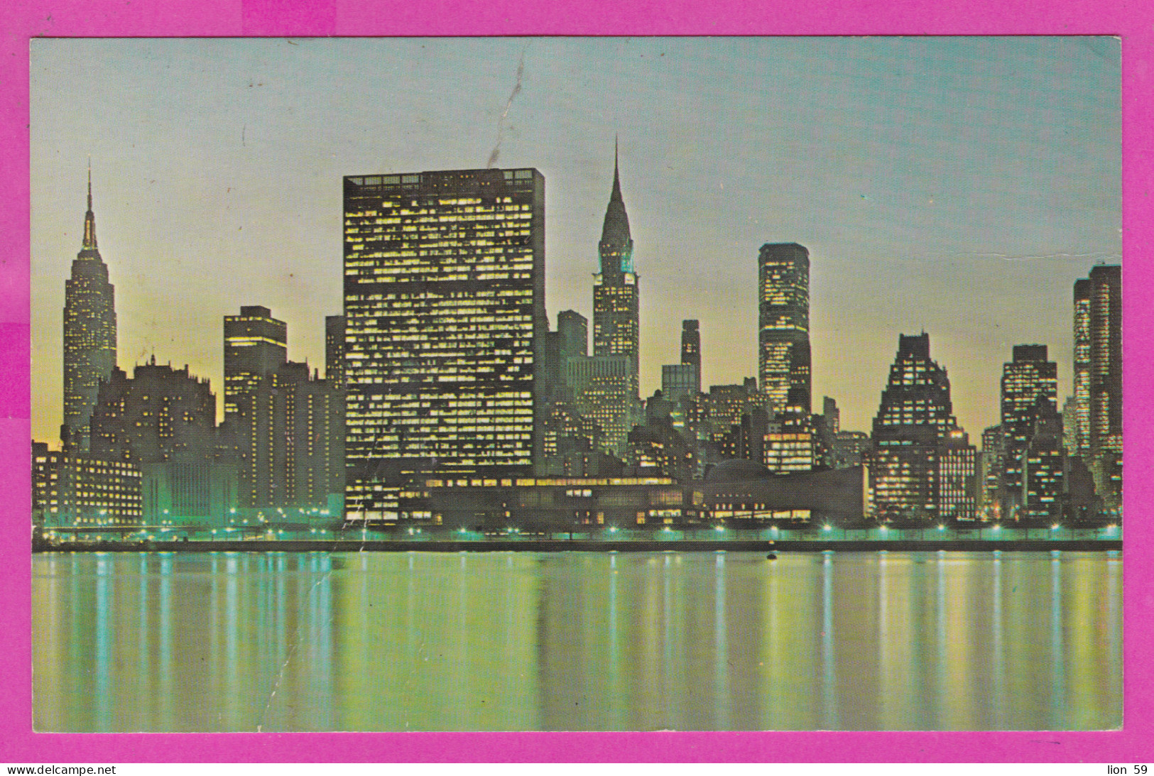 292490 / United States - New York Night Empire State Building Panora PC USED (O) Via Air Mail 1964 -11c. Statue Liberty  - Empire State Building