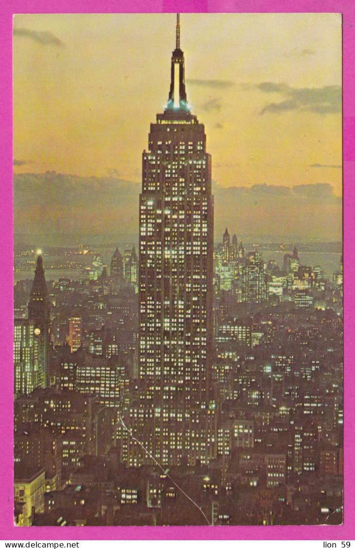 292500 / United States - New York Empire State Building At Sunset Panora PC USED (O) Flamme 1971 - 15 C. Statue Liberty - Empire State Building