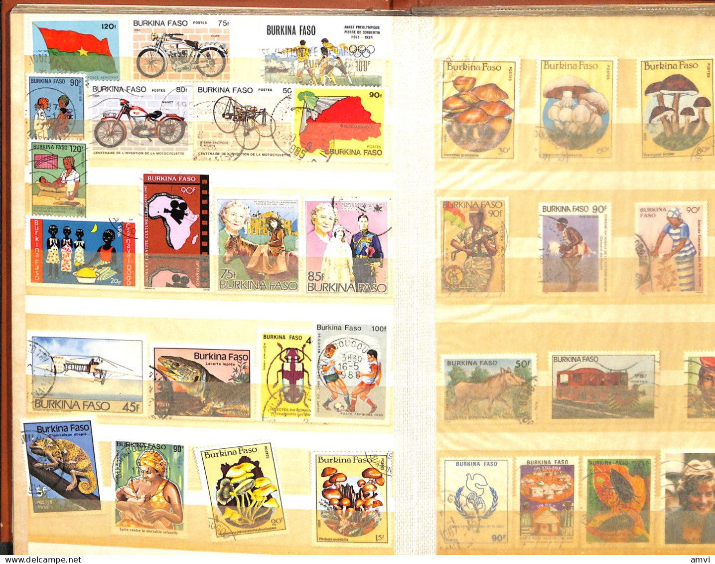 sam - continent africain album de plusieurs centaines de timbres