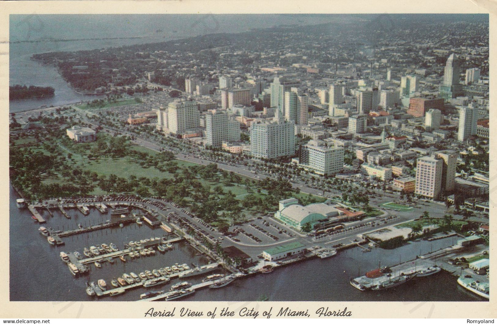 CARTOLINA  MIAMI,FLORIDA,STATI UNITI-AERIAL VIEW OF THE CITY OF MIAMI-VIAGGIATA 1964 - Miami