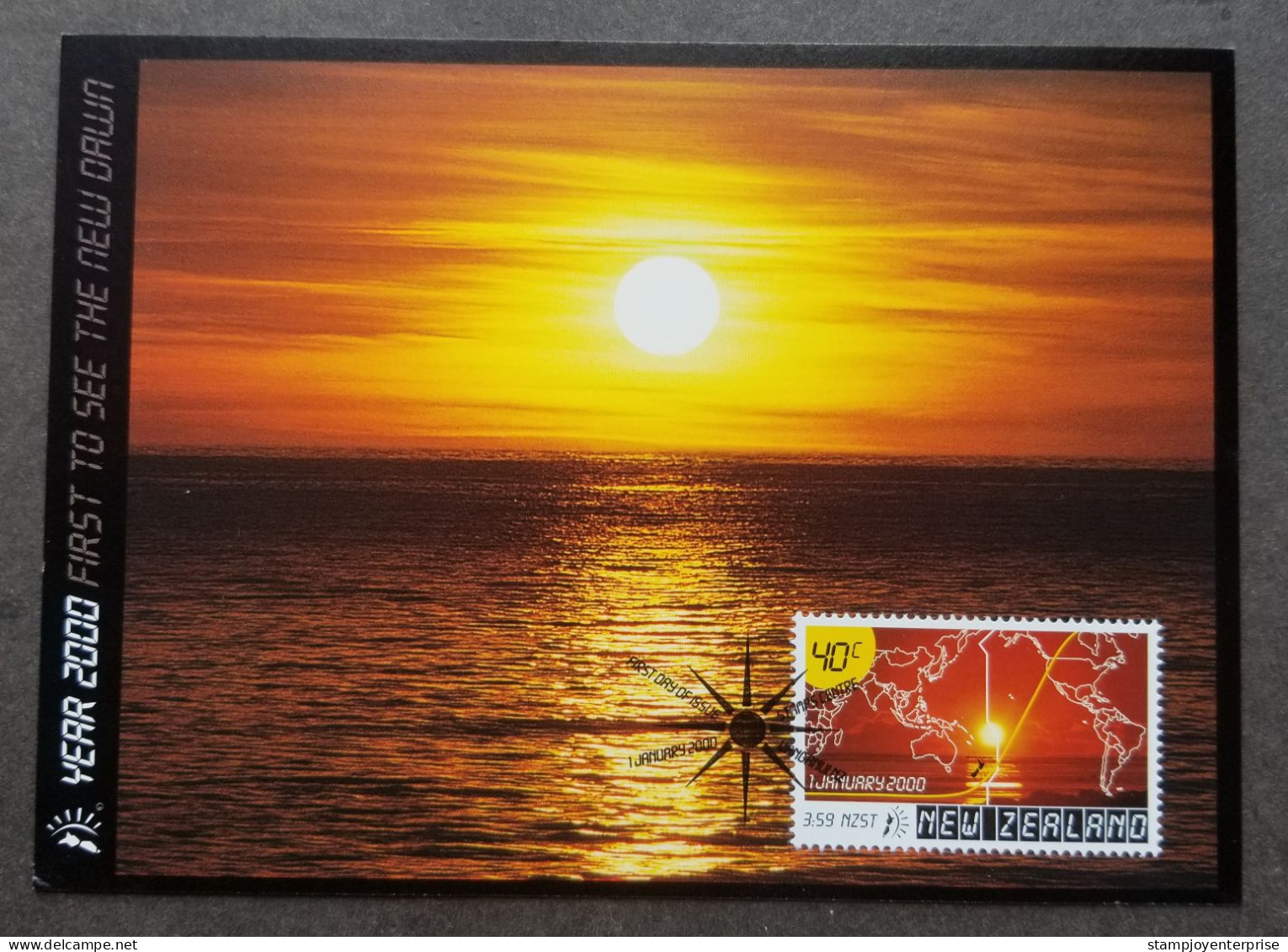 New Zealand First To See The New Dawn 2000 Millennium Map (maxicard) - Covers & Documents