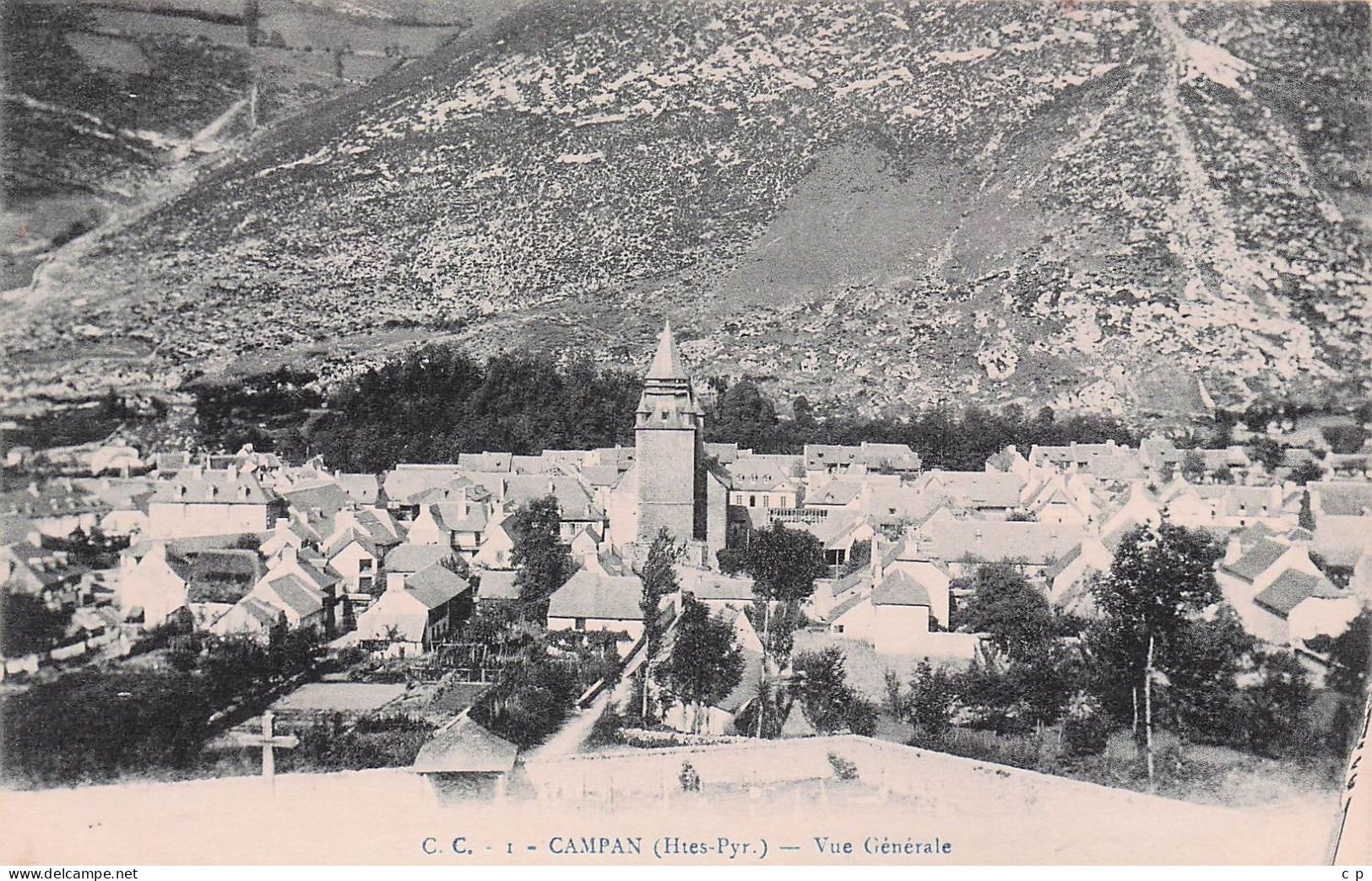 Campan - L'Eglise  - CPA °J - Campan