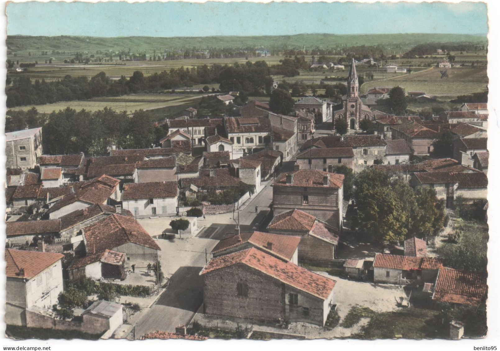 CPSM De LABASTIDE-ST-PIERRE - Vue Panoramique. - Labastide Saint Pierre