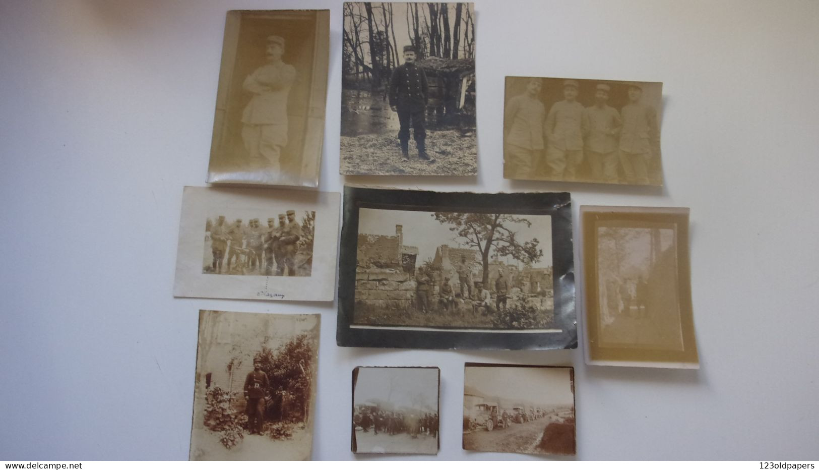 WWI LOT DE 9 PHOTOS ORIGINALES GUERRE CONVOI AUTOMOBILE SOLDATS SCENE DE VIE - Guerra, Militari