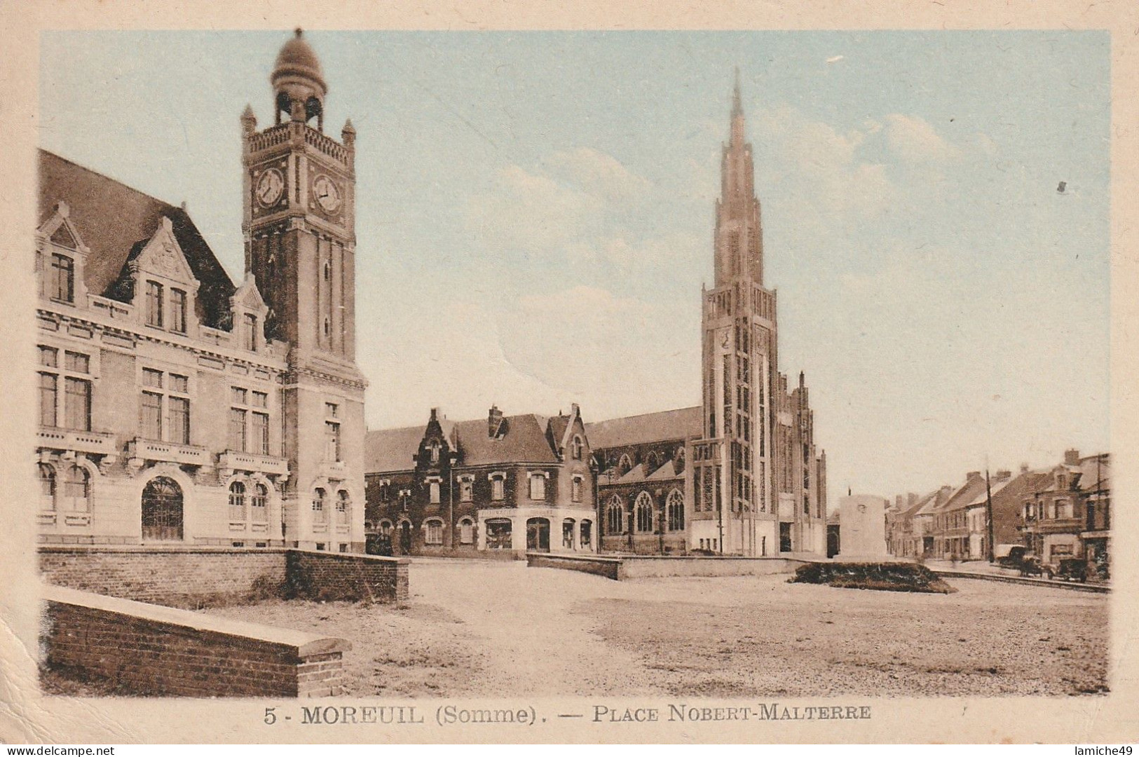 MOREUIL (Somme) Place Nobert-Malterre Cpsm 1950 SEIPIA - Moreuil