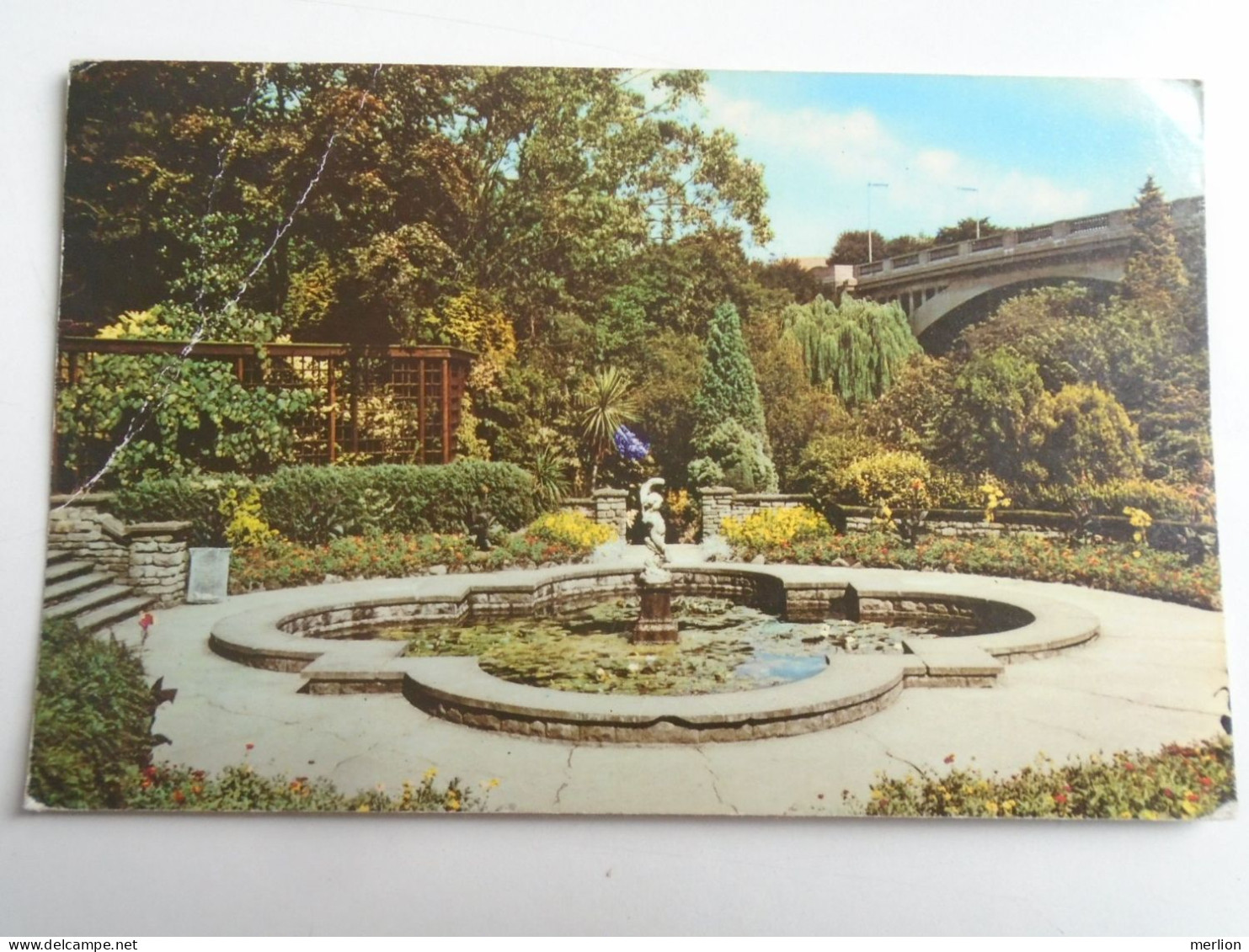 D196369  UK -England - Yorkshire - Scarborough  Peasholm Glen   PU Ca 1960's   - Sent To Hungary - Scarborough