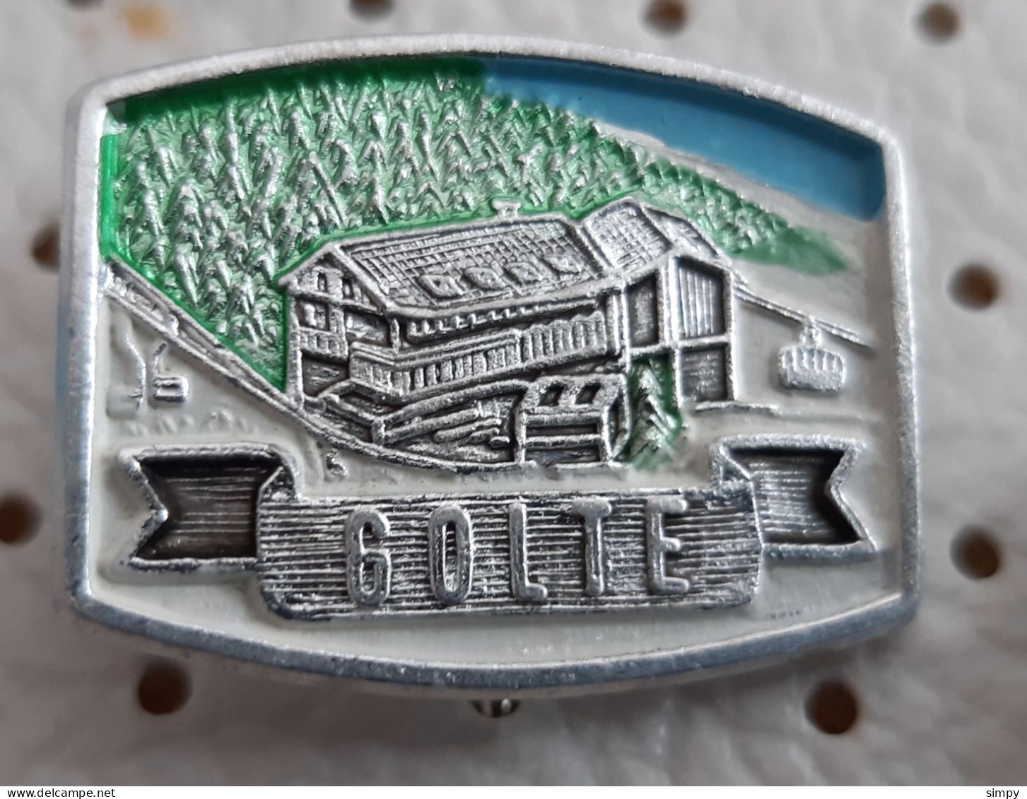 Golte Mountain Lodge Ski Resort  Alpinism, Mountaineering Slovenia Pin - Alpinismo, Escalada