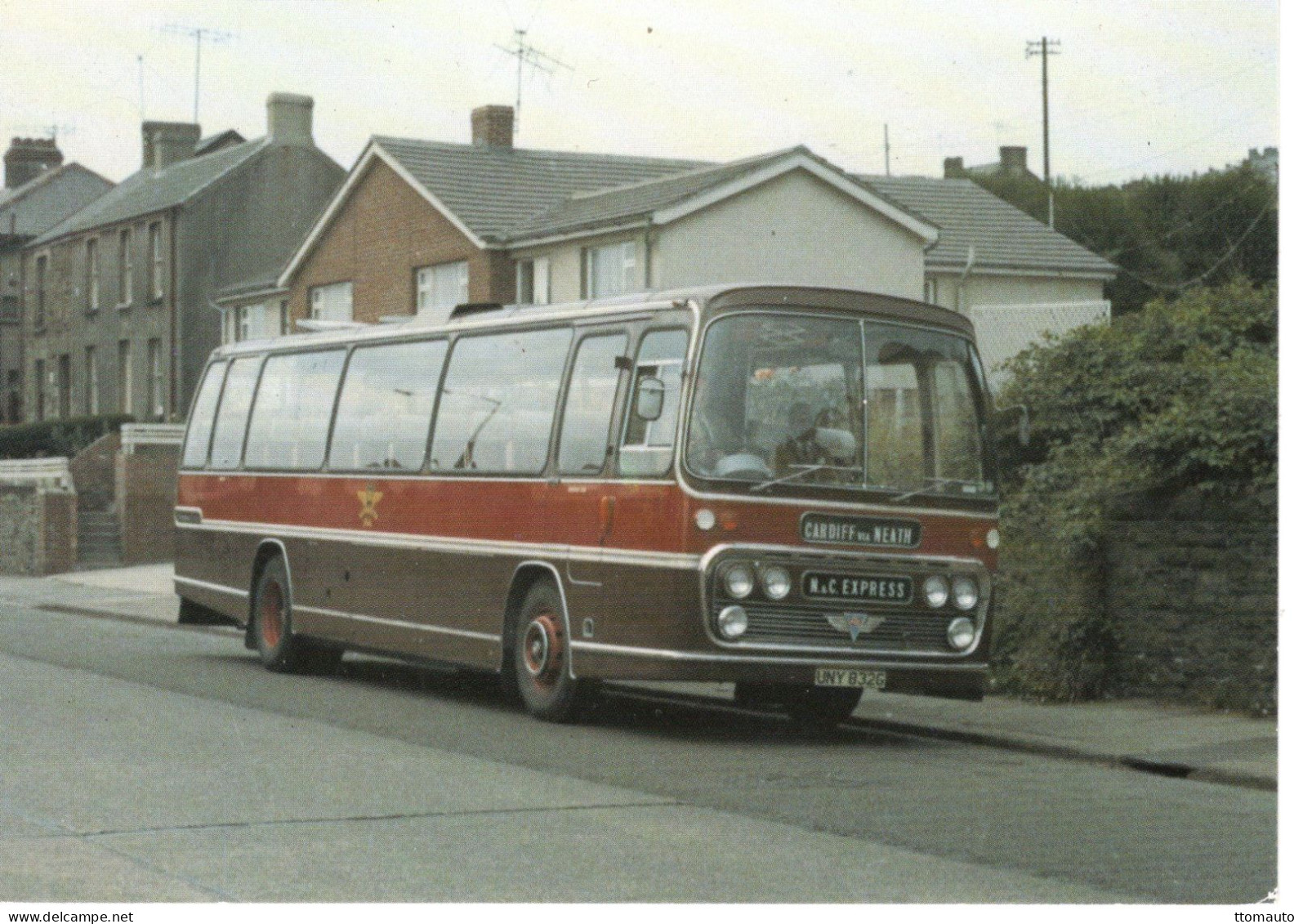 AEC Reliance  Bus With Plaxton 51 Seat Bodywork 1969 -  CPM - Bus & Autocars