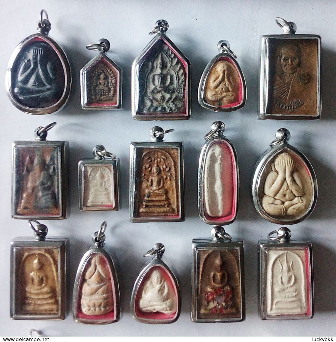 SET OF 15 THAI BUDDHIST BLESSED MEDALLION CLAY AMULETS - Countries