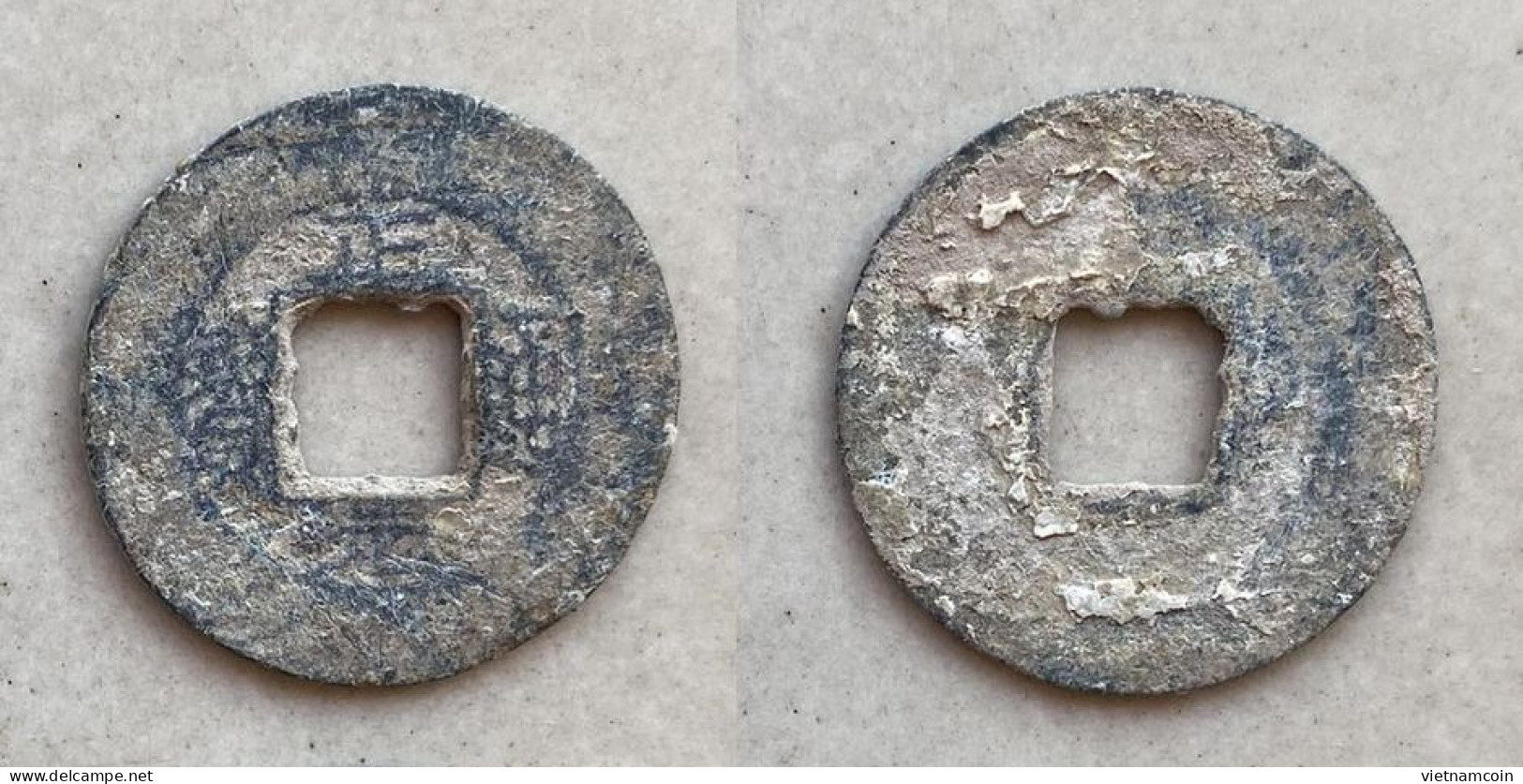 Ancient Annam Coin  Chinh Nguyen Thong Bao (zinc Coin) THE NGUYEN LORDS (1558-1778) Triangle Head Thong - Vietnam