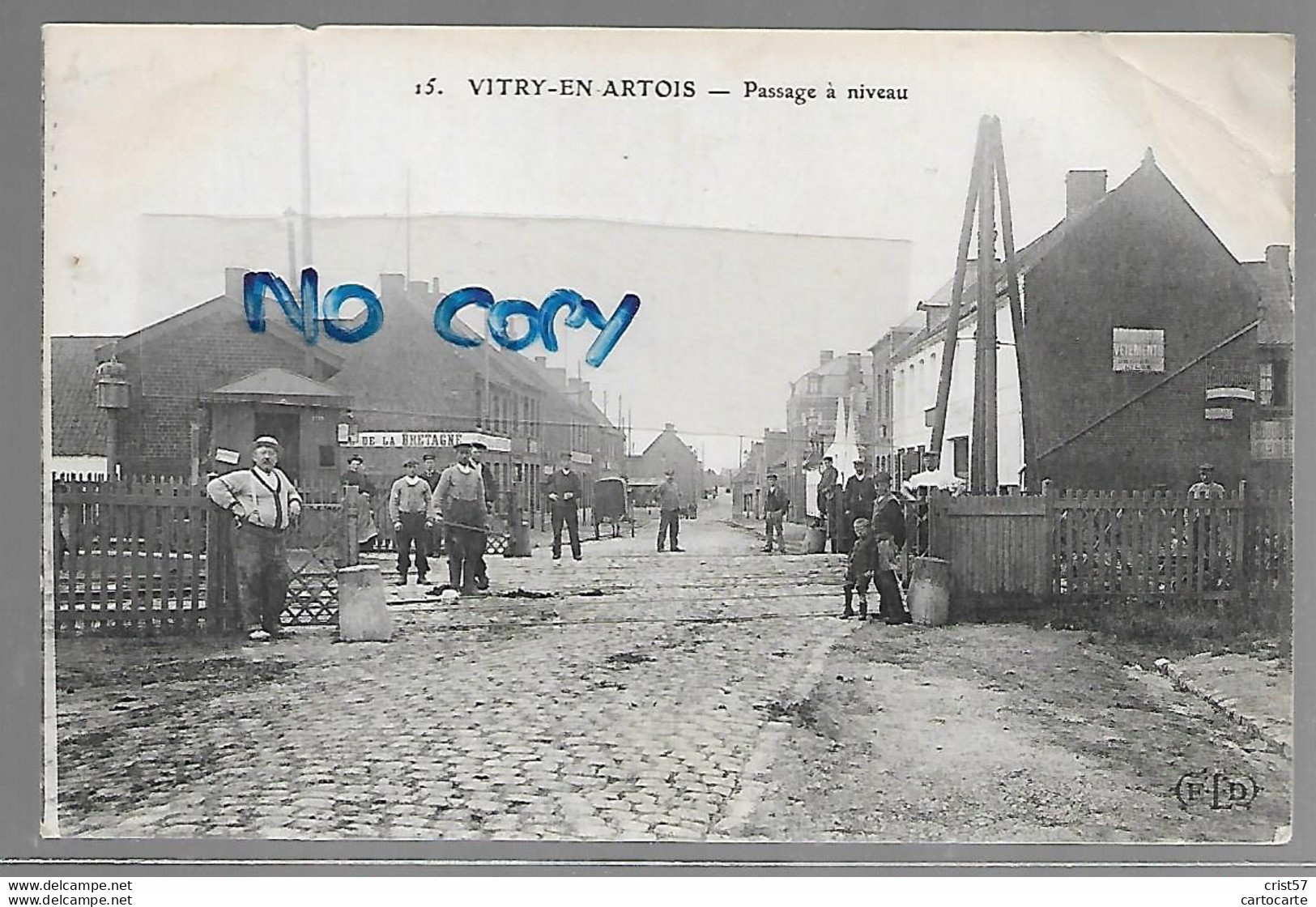 62 VITRY EN ARTOIS PASSAGE A NIVEAU - Vitry En Artois