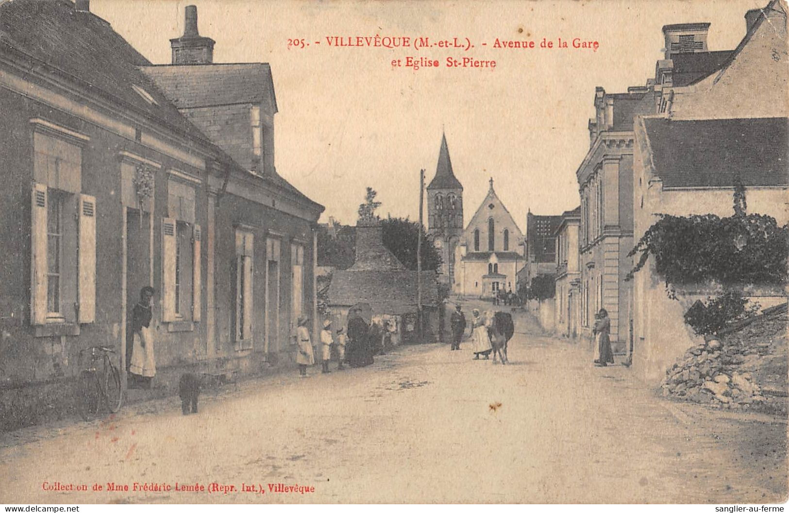 CPA 49 VILLEVEQUE AVENUE DE LA GARE ET EGLISE SAINT PIERRE - Sonstige & Ohne Zuordnung