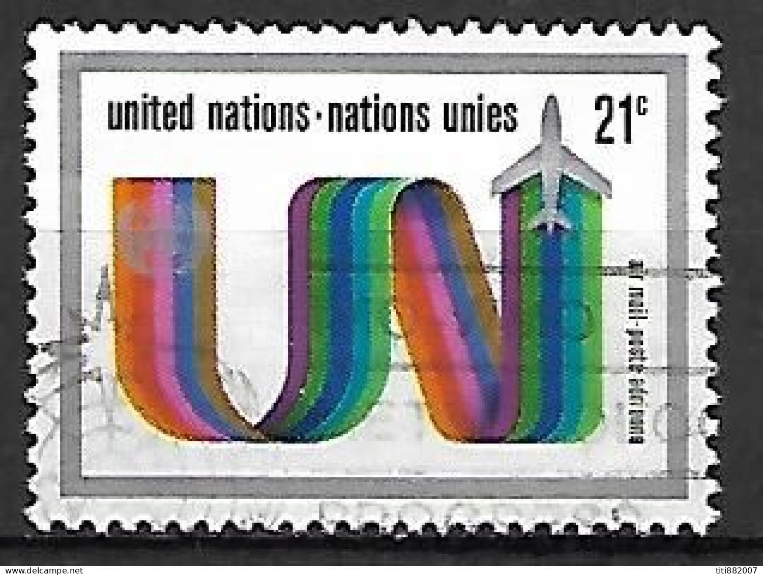 NATIONS - UNIES    -    Aéro   -   1972 .  Y&T N° 18 Oblitéré.   Trainées D' Avion. - Posta Aerea