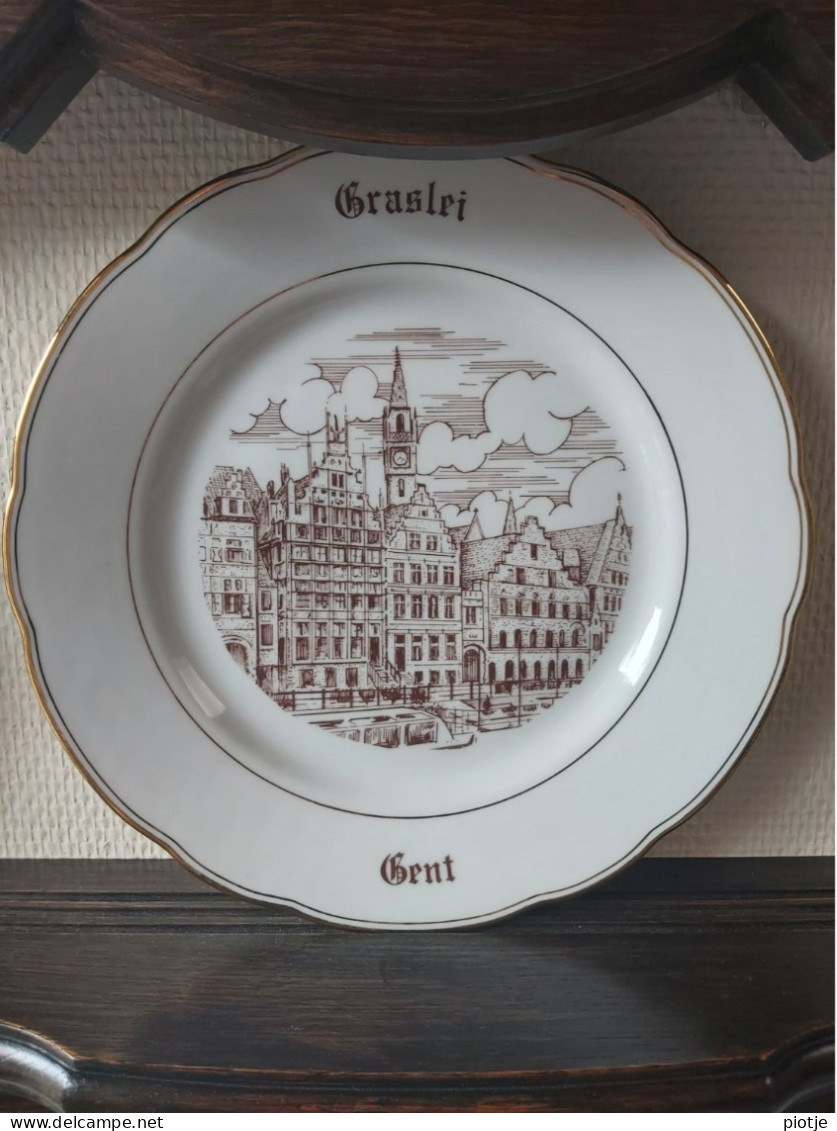 * Gent - Gand (Oost Vlaanderen) * 6 Unieke Borden Magvam Porselein Van GENT Te Ieper Assiette - Andere & Zonder Classificatie