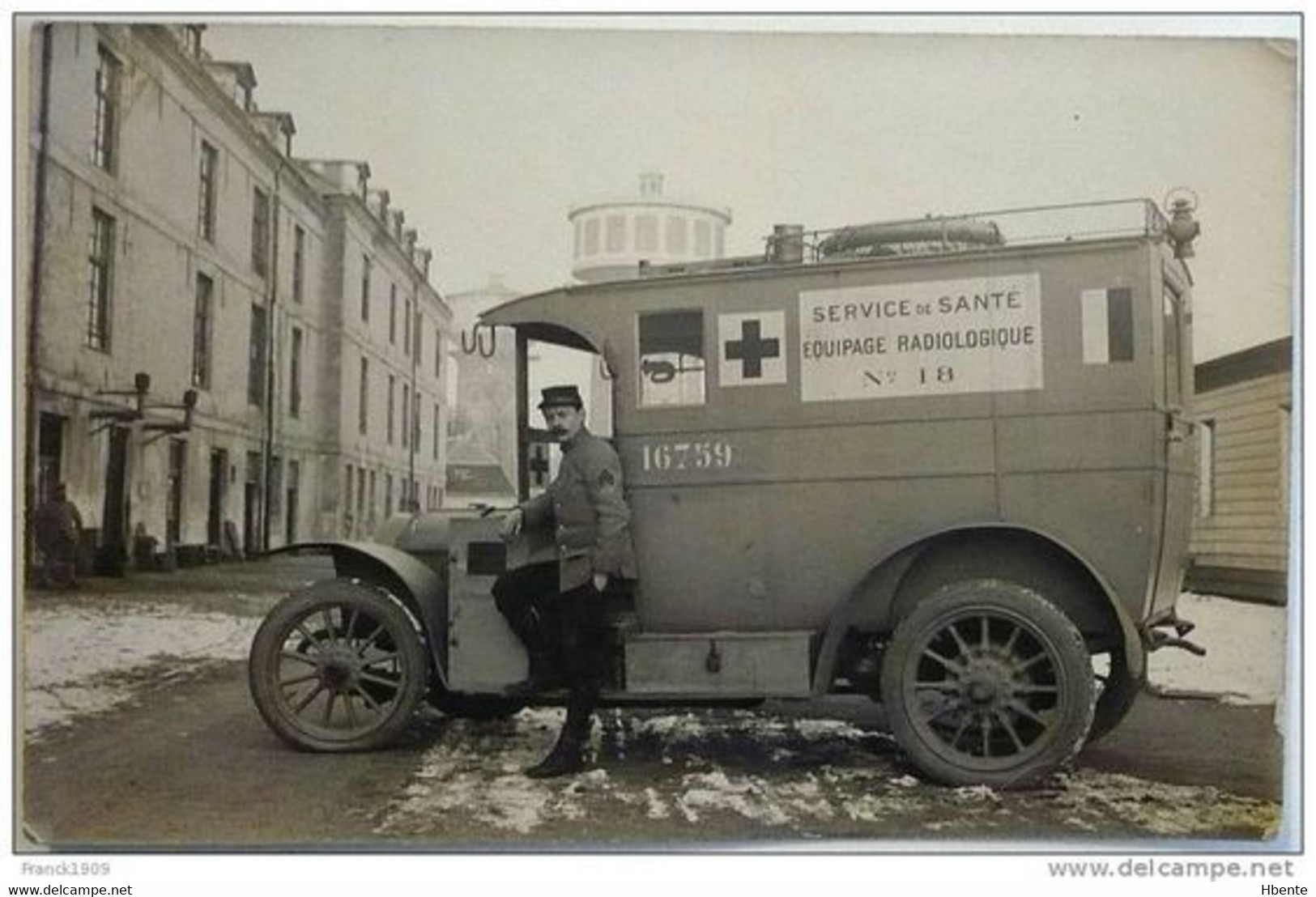 SERVICE DE SANTE EQUIPAGE RADIOLOGIQUE N° 18 - Petite Curie (Photo) - Automobiles