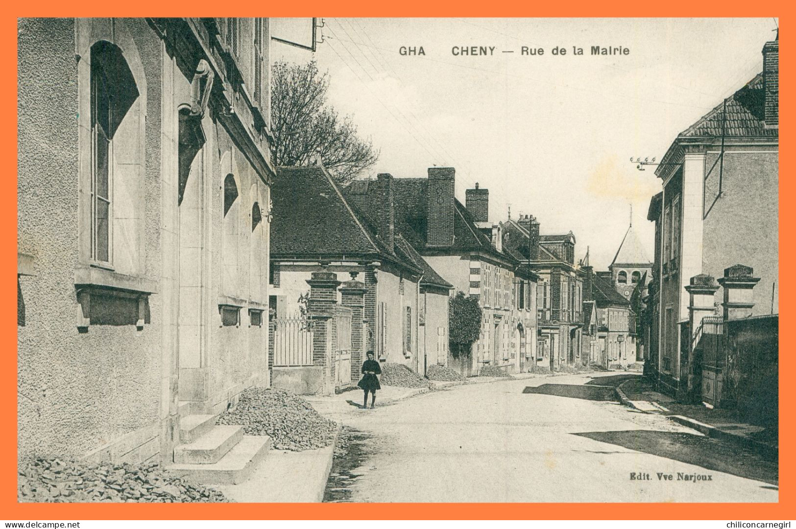 * CHENY - Rue De La Mairie - Animée - Enfant - Edit. GHA Vve NARJOUX - Cheny