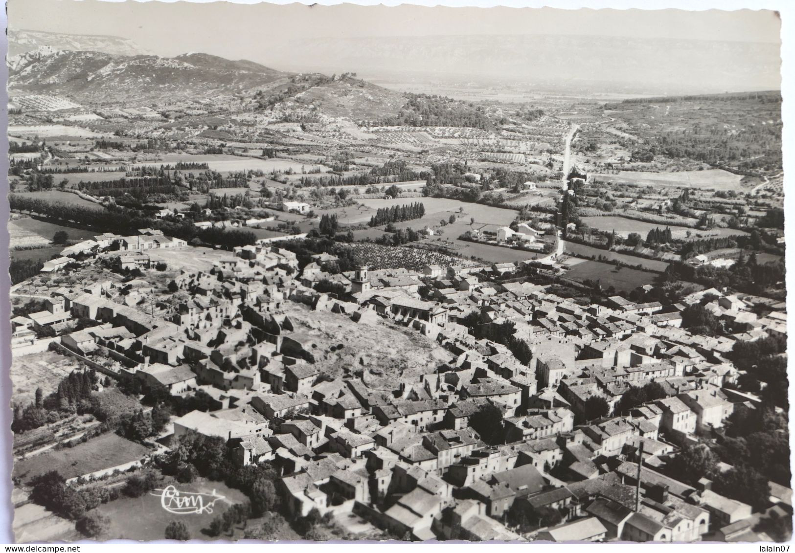 Carte Postale : 13 : EYGUIERES : Vue Panoramique Aérienne - Eyguieres