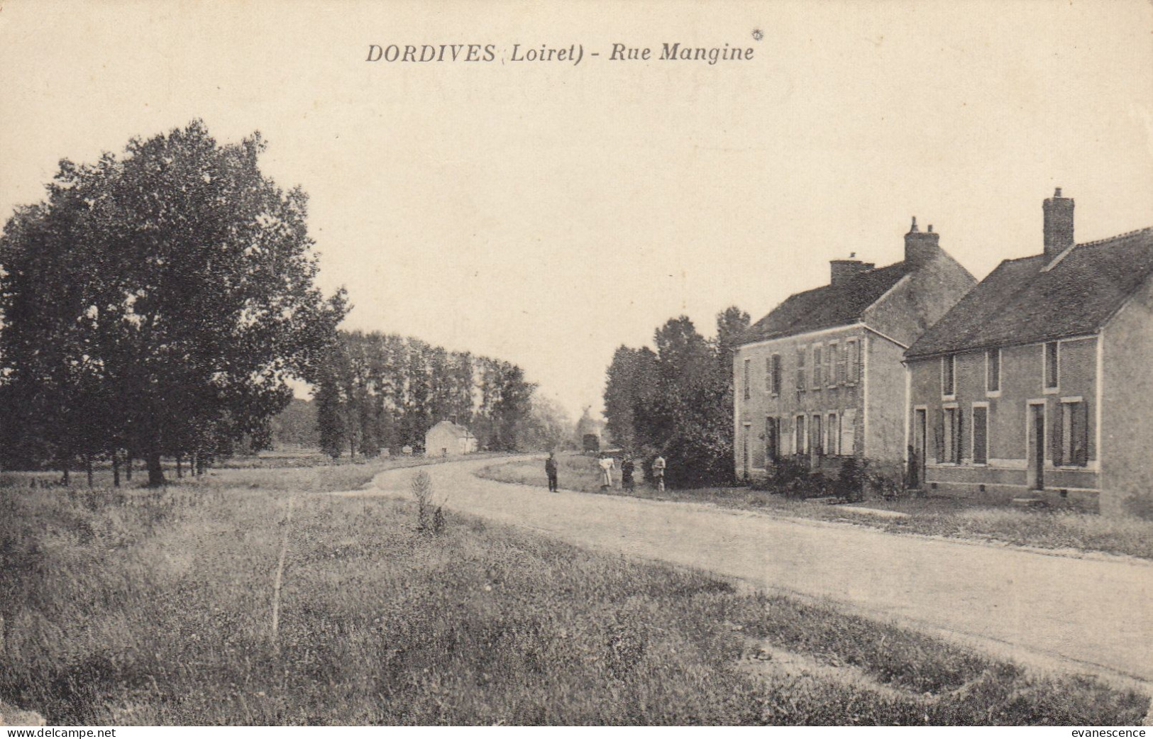 45 :  Dordives : Rue Mangine   ///   Ref. Juin 23  ///   BO - Dordives