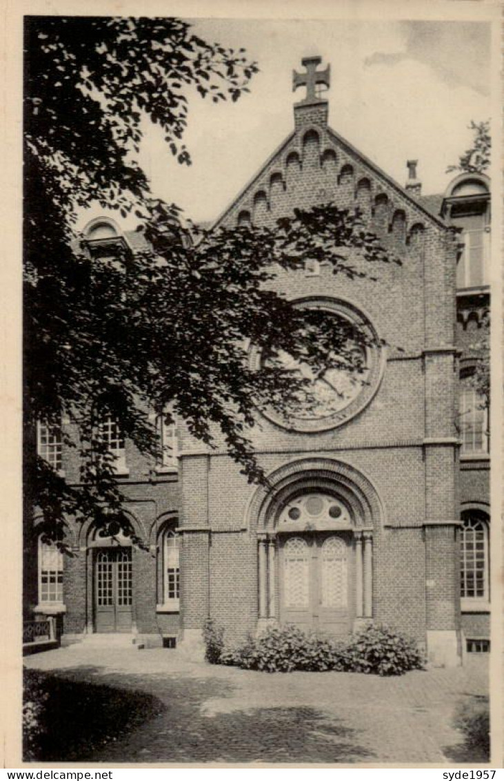 LUIGNE - Pensionnat Saint-Charles (entrée) - Mouscron - Moeskroen