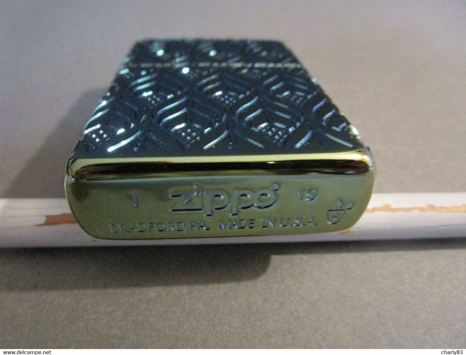 ZIPPO  ARMOR 360° MULTICUT ENGRAVING  LUXURY  NEUF