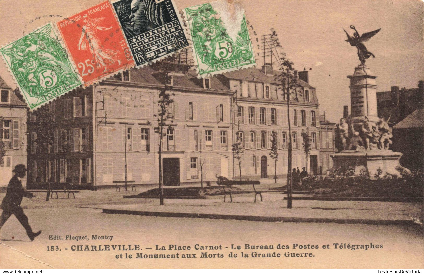 FRANCE - CHARLEVILLE - La Place Carnot -  Bureau Des Postes Et Télégraphes - Monument Aux Morts - Carte Postale Ancienne - Charleville