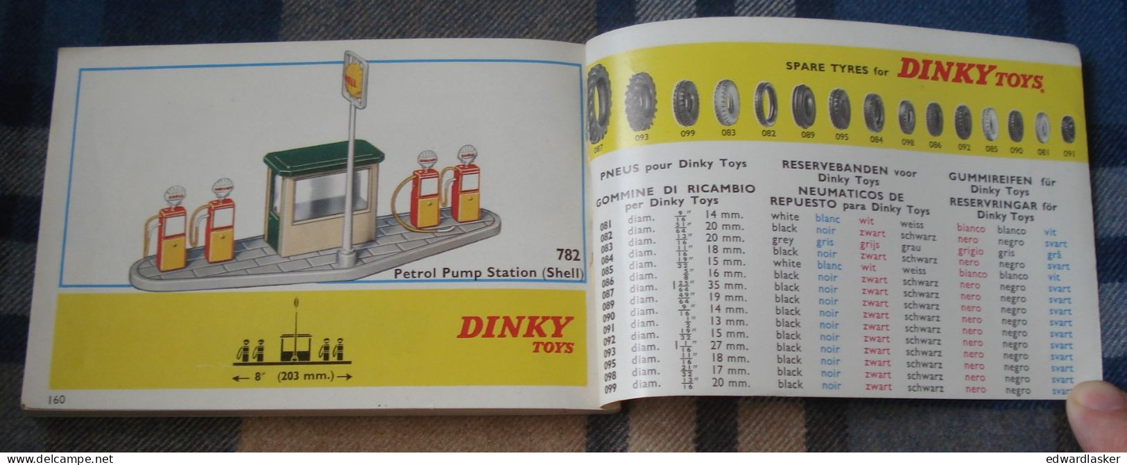 Catalogue Original DINKY TOYS (1967) N°3 - Voitures Miniatures - éd. Internationale Sans Tarifs - Catalogues & Prospectus