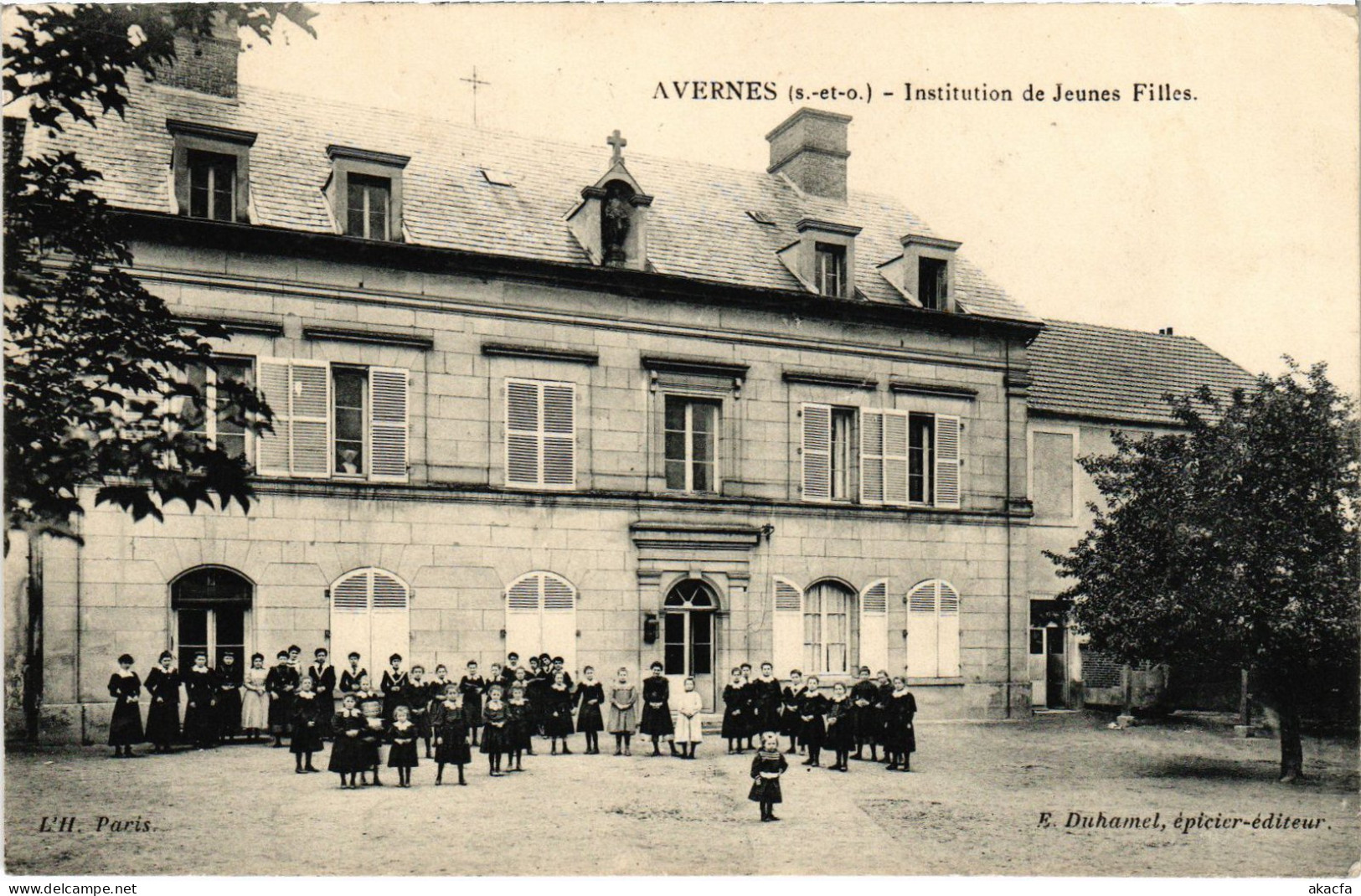 CPA Avernes Institution De Jeunes Filles FRANCE (1309325) - Avernes