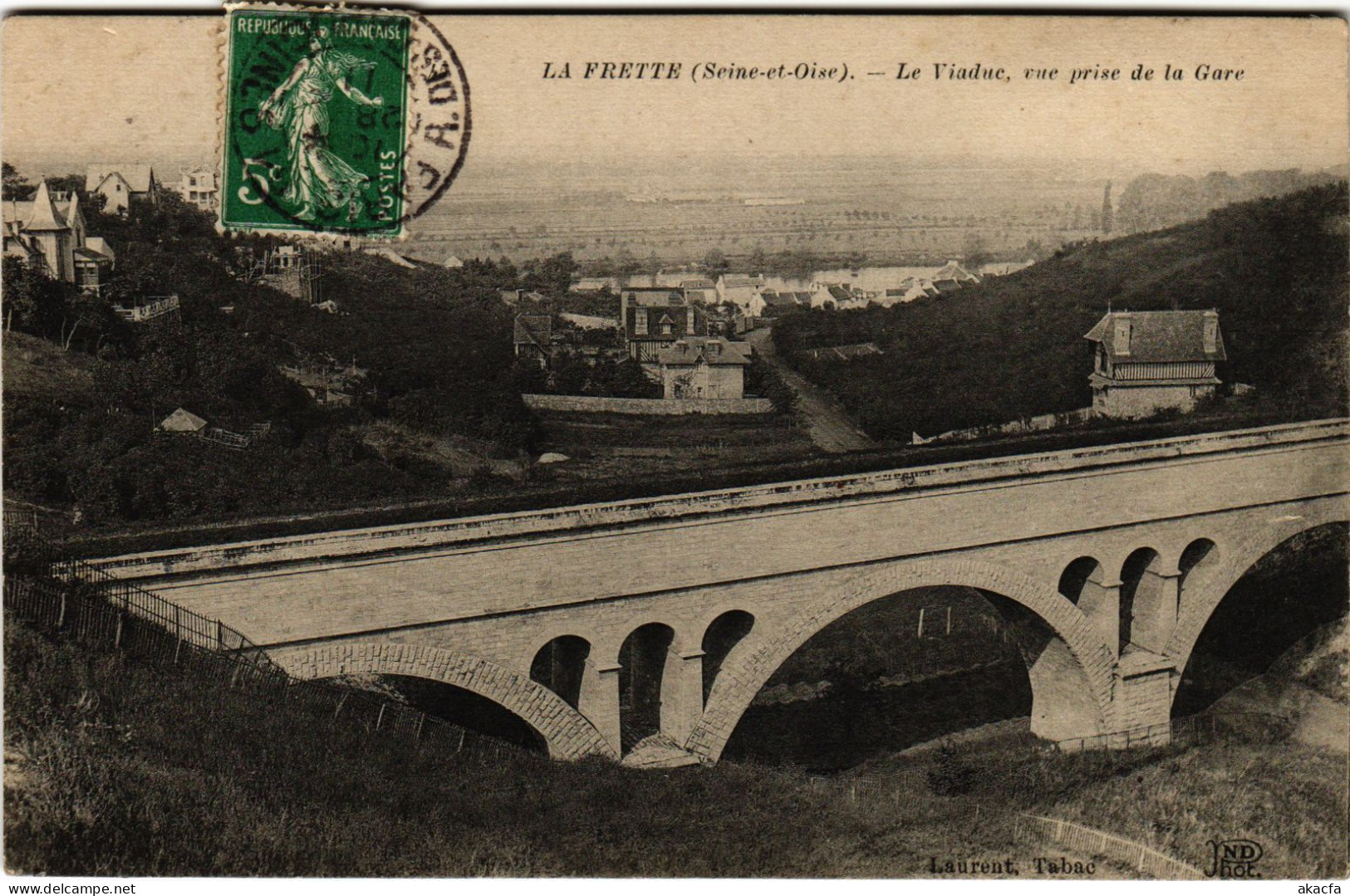 CPA La Frette Le Viaduc, Vue Prise De La Gare FRANCE (1309571) - La Frette-sur-Seine