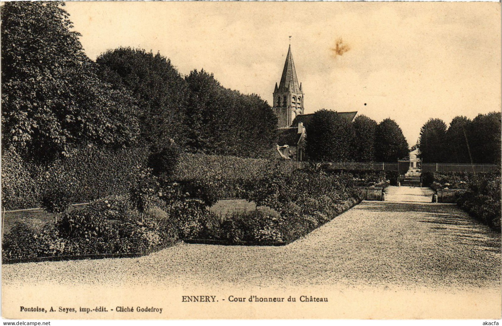 CPA Ennery Cour D'honneur Du Chateau FRANCE (1309621) - Ennery