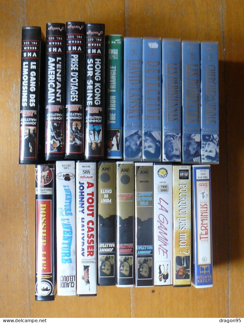 Johnny HALLYDAY : Lot De 19 Films En VHS Dont L'aventure C'est L'aventure - Colecciones & Series