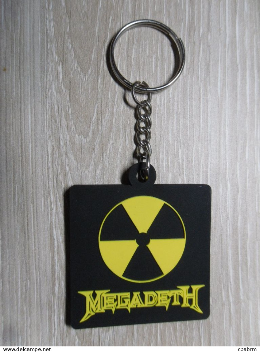 MEGADETH PORTE CLES En CAOUTCHOUC RUBBER KEYCHAIN - Objets Dérivés