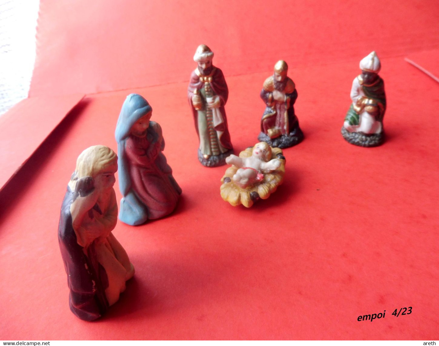 6 Santons De Créche De Noel - Santons