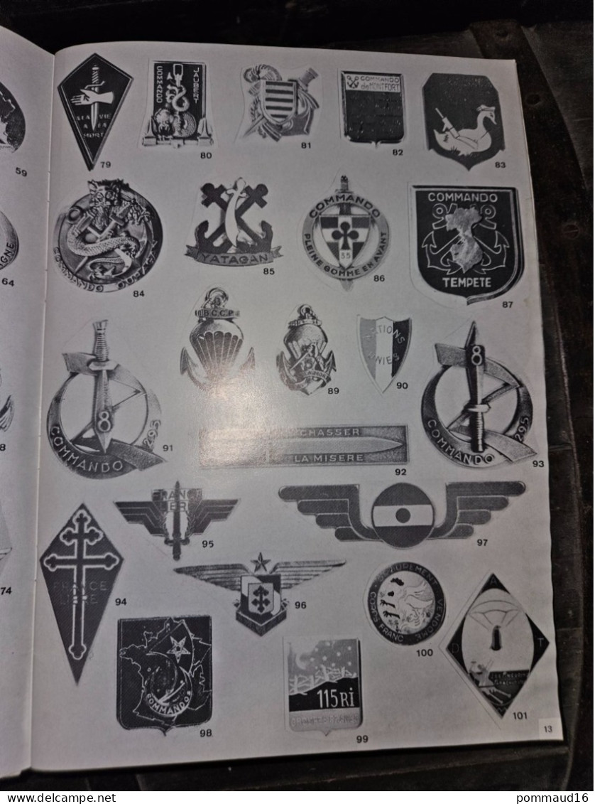 Catalogues Insignes Militaires - France