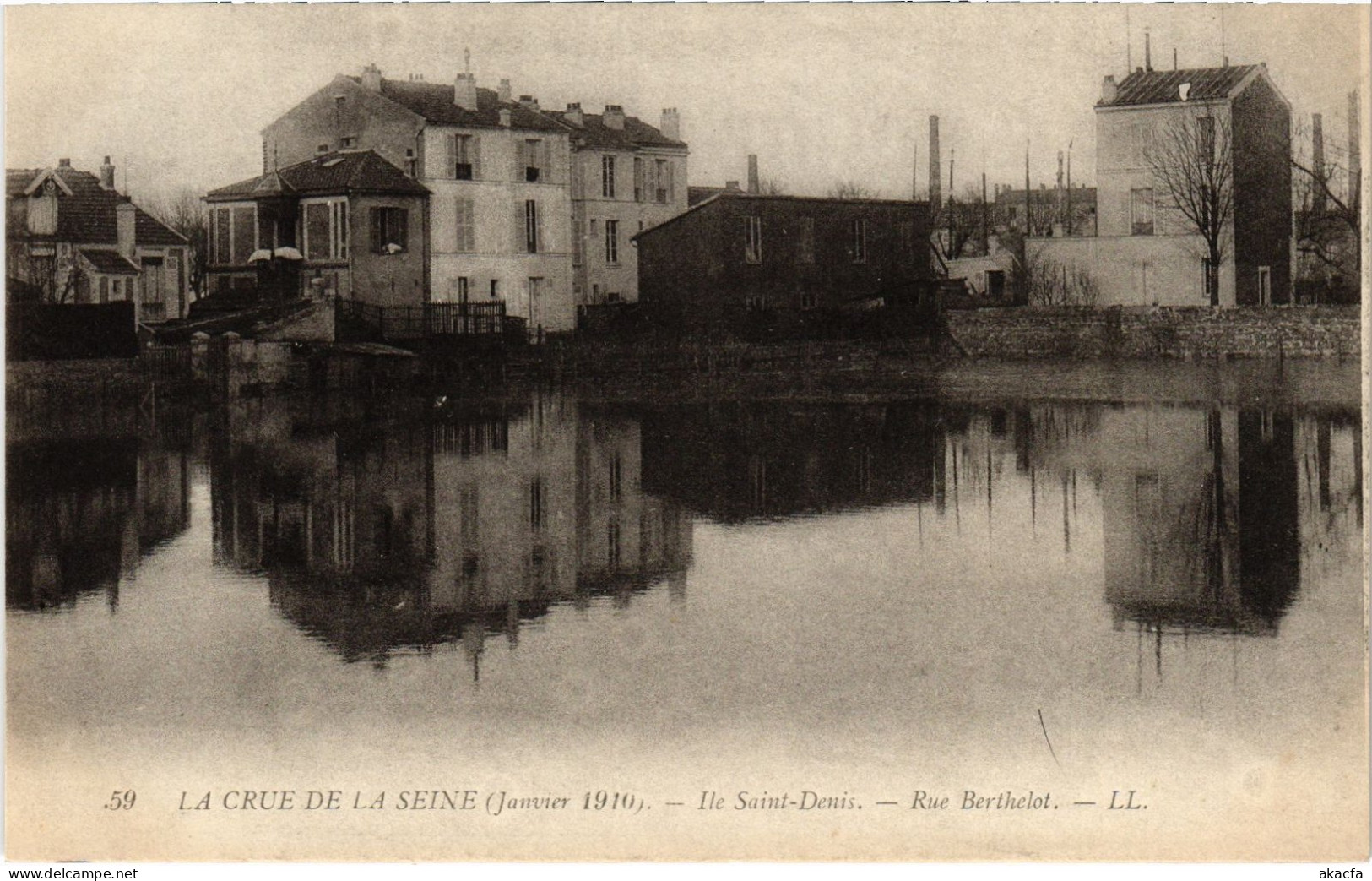 CPA Inondations 1910 Ile St-Denis Rue Berthelot (1276285) - L'Ile Saint Denis