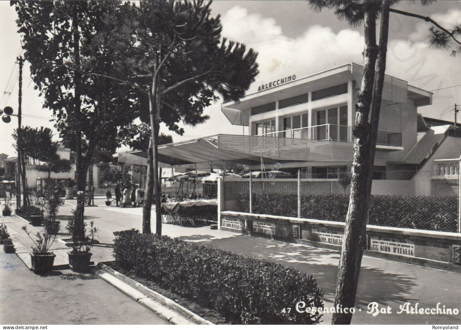 CARTOLINA  CESENATICO,CESENA,EMILIA ROMAGNA-BAR ARLECHINO-SPIAGGIA,MARE,SOLE,VACANZA,BARCHE A VELA,VIAGGIATA 1961 - Cesena