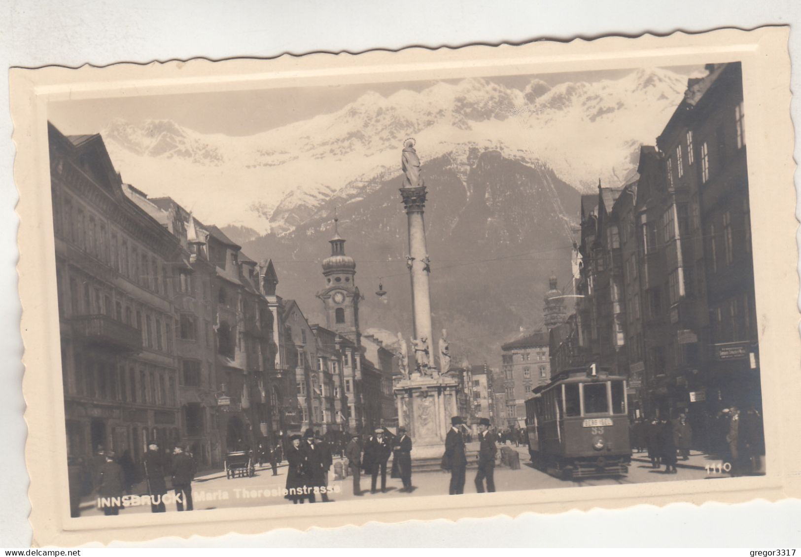 D1198) INNSBRUCK  - Maria Theresienstraße - Passepartout FOTO AK Mit Straßenbahn LINIE 1 - BERG ISEL - Innsbruck