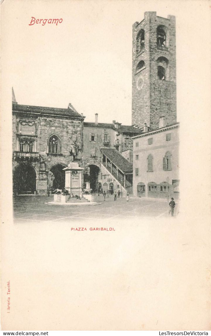 Italie - Bergamo - Piazza Garibaldi - Libreria Tacchi - Clocher - Horloge - Carte Postale Ancienne - Bergamo