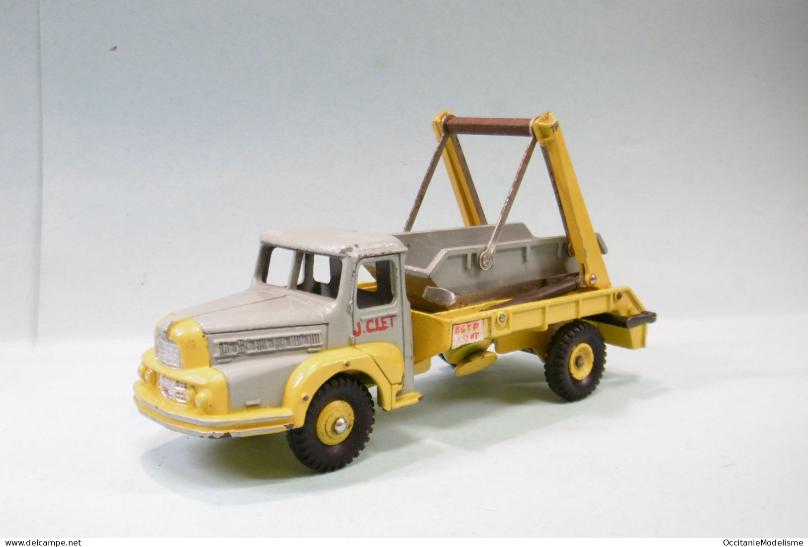 Dinky Toys France - UNIC MULTIBENNE MARREL Jaune Et Gris Réf. 38A 1/43 - Dinky