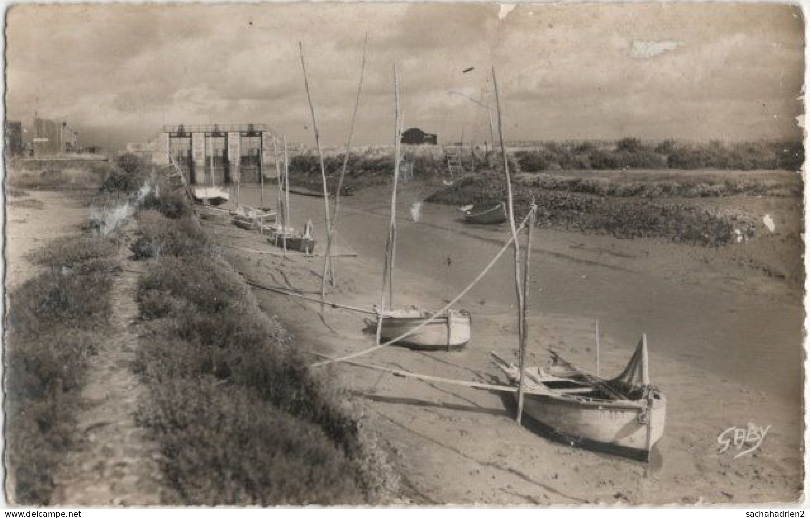 44. Pf. BOURGNEUF-EN-RETZ. Le Port. 15 - Bourgneuf-en-Retz