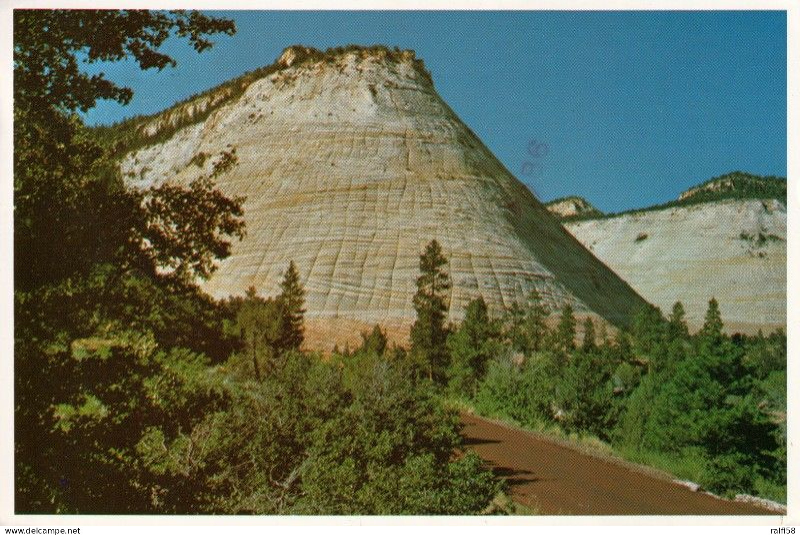 1 AK USA / Utah * Checkerboard Mesa (Schachbrett-Tafelberg) Ein Tafelberg Im Zion National Park * - Zion