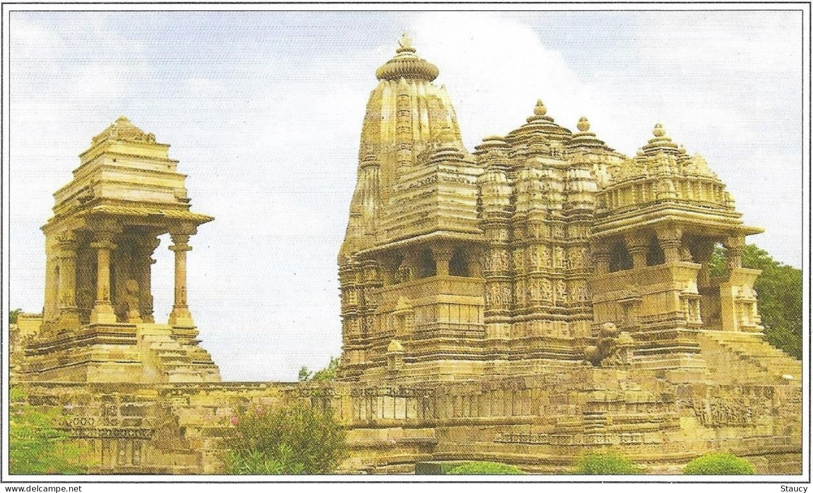 India Khajuraho Temples MONUMENTS - Devi JAGDAMBI Temple Picture Post CARD New As Per Scan - Ethnics