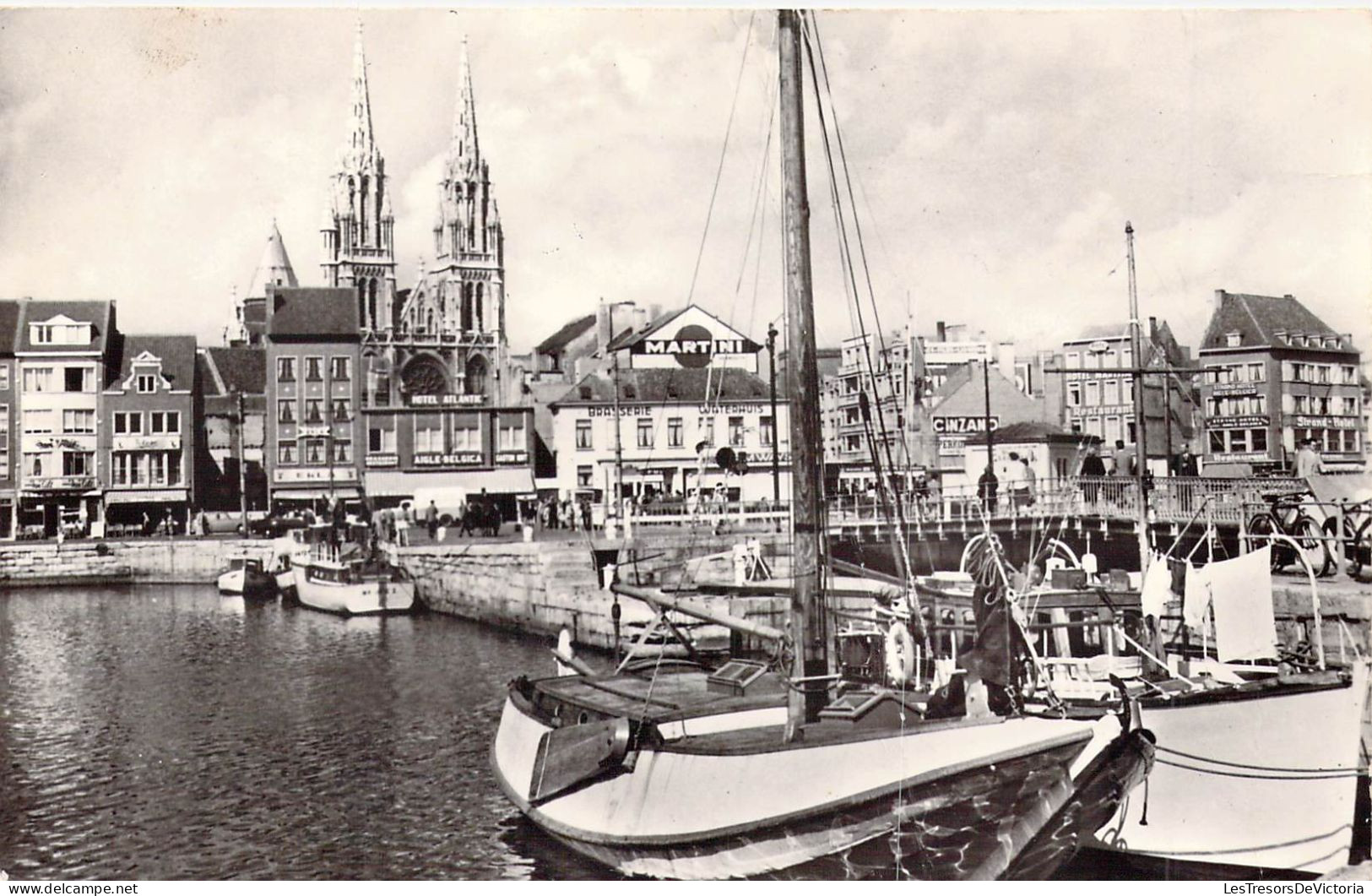 BELGIQUE - OSTENDE - Port De Pêche - Vissershaven - Carte Postale Ancienne - Oostende
