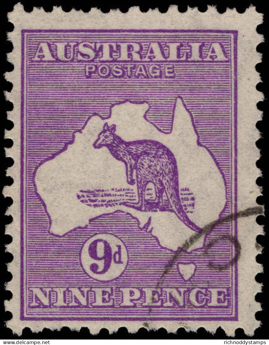 Australia 1931-36 9d Violet Die II (unpriced As Single In SG) CofA Fine Used. - Usados