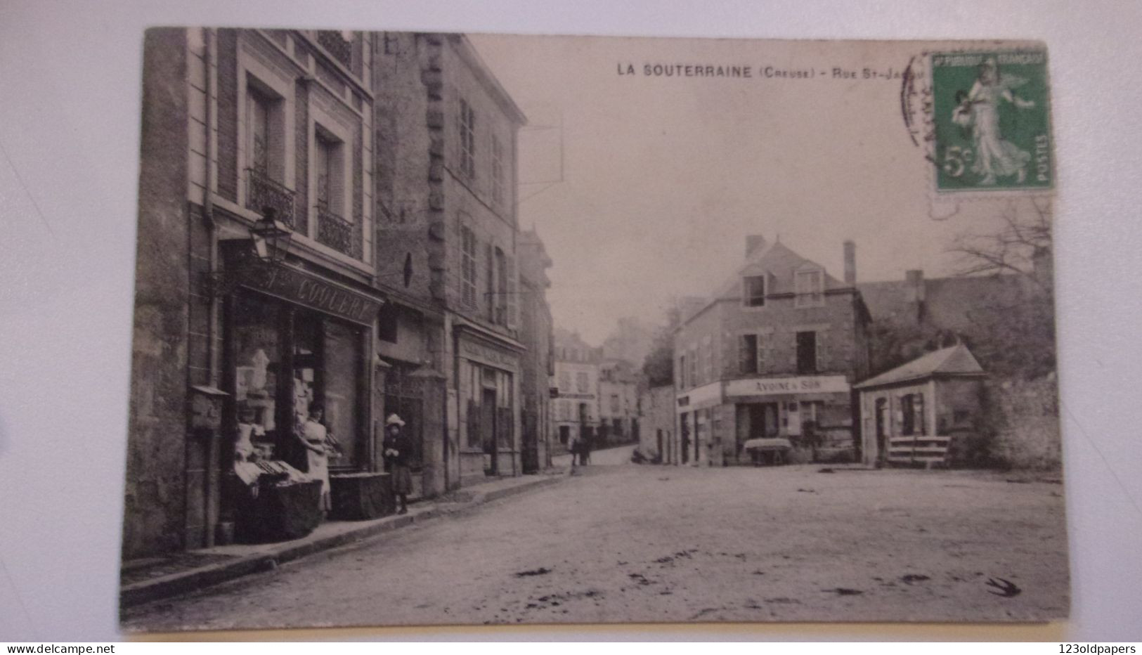 23 LA SOUTERRAINE RUE ST JACQUES - La Souterraine